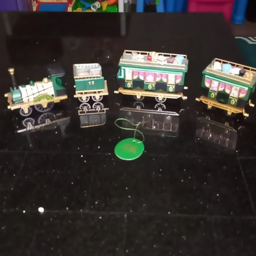 Vintage Dept 56 Heritage Dickens Christmas Village THE FLYING SCOT TRAIN…